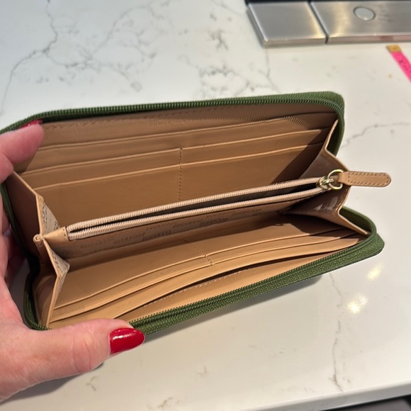 Michael Kors Forest Green Wallet with tan interior with Gold Accents - Picture 4 of 9